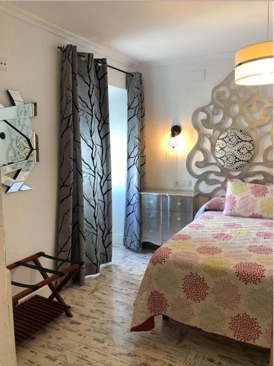 Retiro Del Teatro Almagro Hotell Exteriör bild