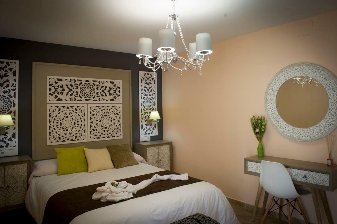 Retiro Del Teatro Almagro Hotell Exteriör bild