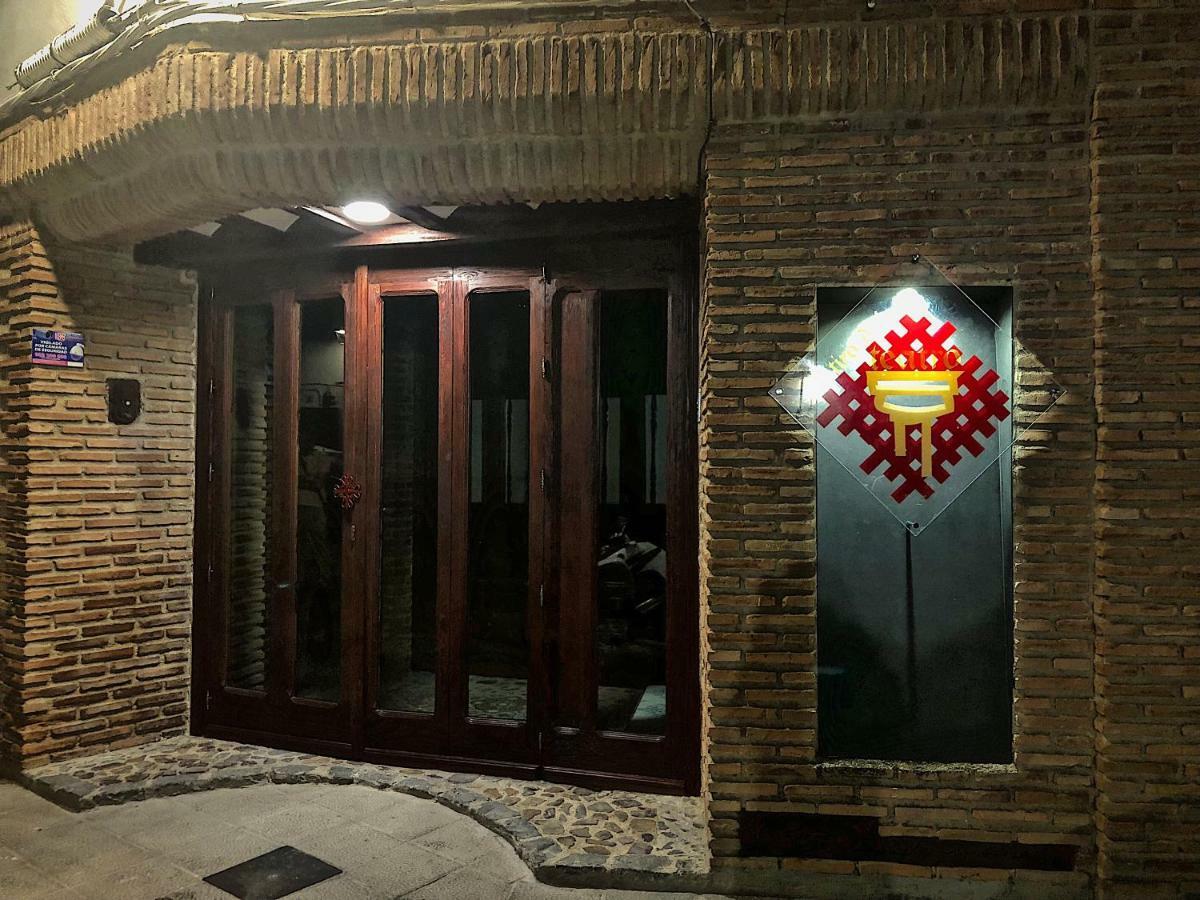 Retiro Del Teatro Almagro Hotell Exteriör bild